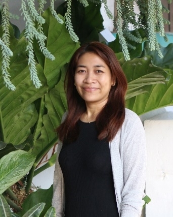 Dr. Yen Yen Sally Rahayu